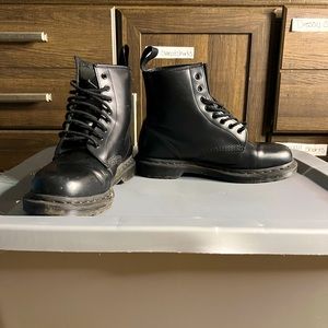 Dr. Martens